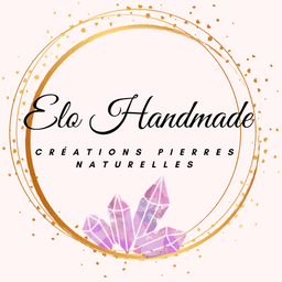 Créatrice française de bijoux en pierres naturelles, formée en lithothérapie. 